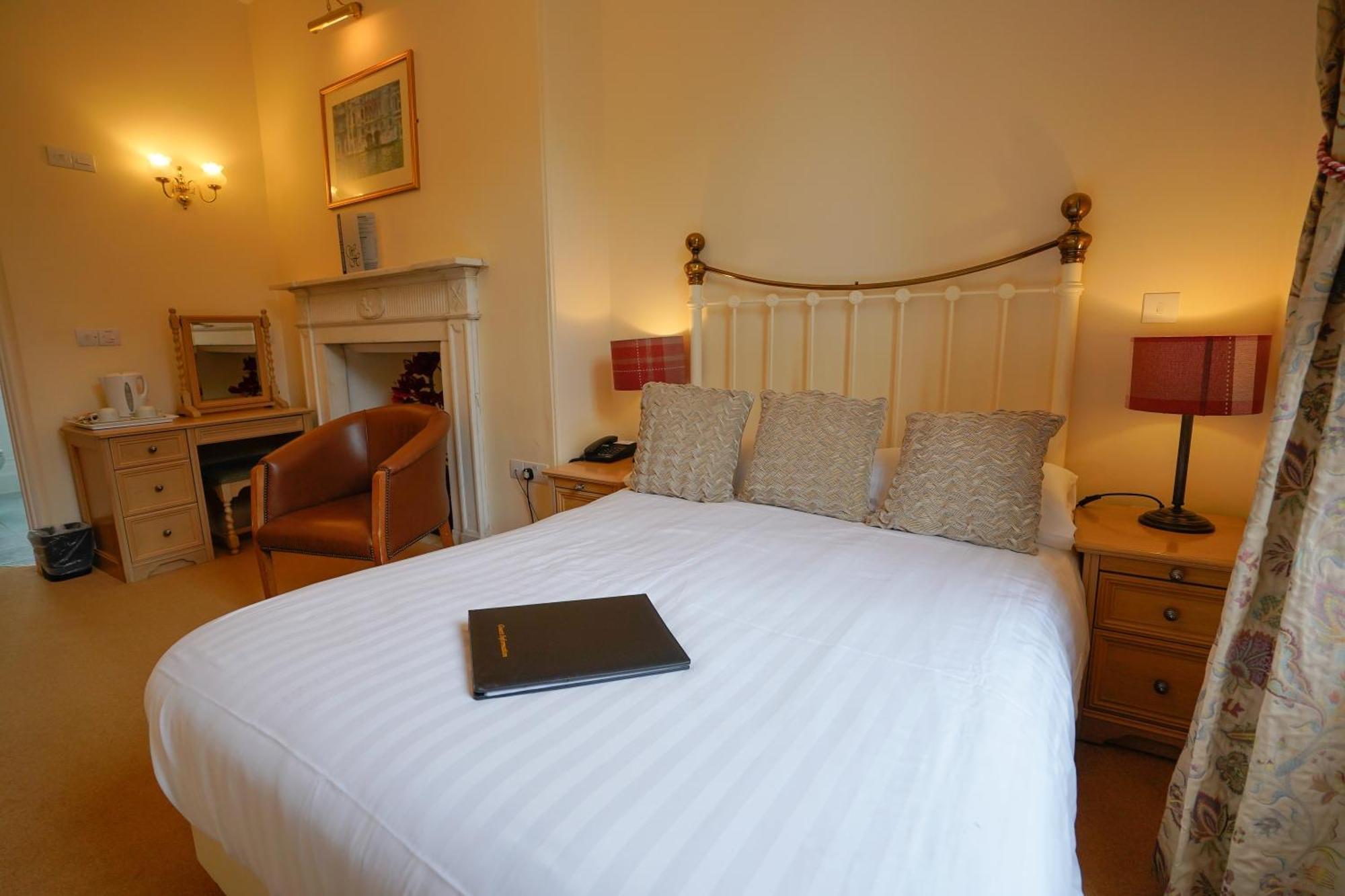Waveney House Hotel بسلس المظهر الخارجي الصورة