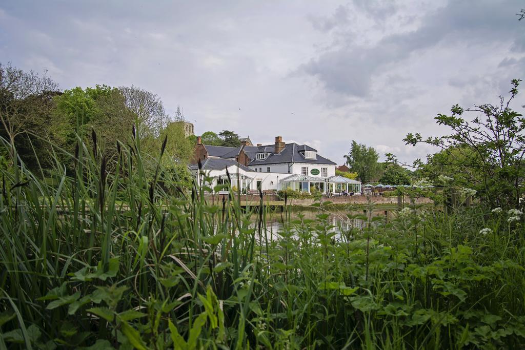 Waveney House Hotel بسلس المظهر الخارجي الصورة